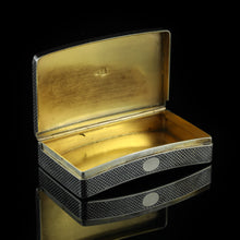 Load image into Gallery viewer, Antique Imperial Russian Silver Niello Snuff Box Kremlin Scene - Vasili Semenov 1863