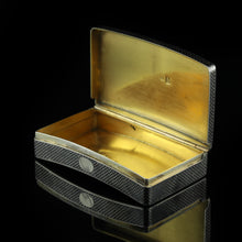 Load image into Gallery viewer, Antique Imperial Russian Silver Niello Snuff Box Kremlin Scene - Vasili Semenov 1863