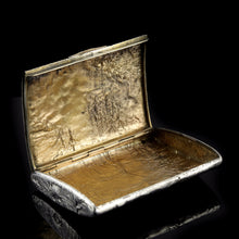 Load image into Gallery viewer, Antique Imperial Russian Solid Silver Samorodok Snuff Box Case - Rudolf Veyde c.1900 (Рудольф Вейде)