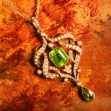 Load image into Gallery viewer, A Beautiful Antique Edwardian 9K Gold Peridot & Seeded Pearl Necklace - c.1900