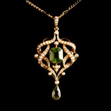 Load image into Gallery viewer, A Beautiful Antique Edwardian 9K Gold Peridot & Seeded Pearl Necklace - c.1900