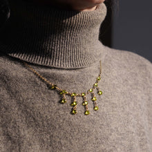 Load image into Gallery viewer, Vintage 9K Gold Peridot Cabochon Cascade Drop Necklace