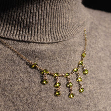 Load image into Gallery viewer, Vintage 9K Gold Peridot Cabochon Cascade Drop Necklace