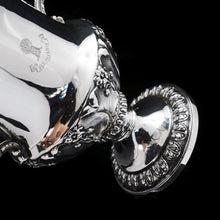 Load image into Gallery viewer, A Magnificent Georgian Two Handled Cup / Trophy in Campagna Form - Barnard 1829 - Artisan Antiques