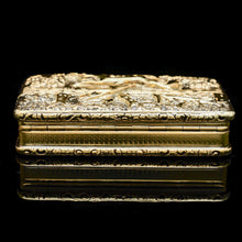 Load image into Gallery viewer, A Georgian Solid Silver Gilt Snuff Box with Spectacular Fox Hunting Scene - Edward Smith 1832 - Artisan Antiques
