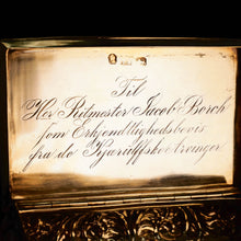 Load image into Gallery viewer, Antique English Georgian Silver Gilt Table Snuff Box - Thomas Shaw 1828 - Artisan Antiques