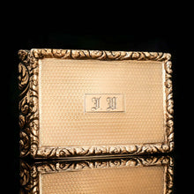 Load image into Gallery viewer, Antique English Georgian Silver Gilt Table Snuff Box - Thomas Shaw 1828 - Artisan Antiques