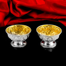 Load image into Gallery viewer, Antique Solid Silver Salt Cellars, Unique Abercorn Pattern - Robert Hennell 1870