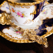 Load image into Gallery viewer, Antique Georgian Solid Silver Gilt Salt/Coffee Spoons with Rococo Decoration - London, 1824/7