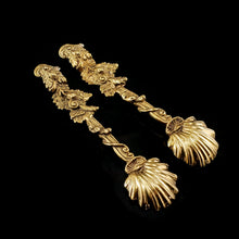 Load image into Gallery viewer, Antique Georgian Solid Silver Gilt Salt/Coffee Spoons with Rococo Decoration - London, 1824/7