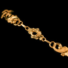 Load image into Gallery viewer, Antique Victorian 18K Gold Garnet Necklace in Baroque Revival Style - c.1840