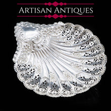 Load image into Gallery viewer, A Large Solid Silver Scallop-Shaped Dish/Bowl - Henry Atkin 1908 - Artisan Antiques