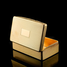 Load image into Gallery viewer, Antique Georgian Solid Silver Gilt Snuff Box, Engine Turned - Thomas Edwards 1829