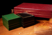 Load image into Gallery viewer, Magnificent Antique Victorian 18ct Gold Garnet Cabochon Necklace - c.1840