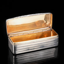 Load image into Gallery viewer, Sleek Rectangular Georgian Silver Snuff Box - Edward Smith 1819 - Artisan Antiques