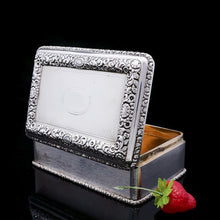 Load image into Gallery viewer, A Huge Solid Silver Table Snuff Box - Daniel & John Wellby 1912 - Artisan Antiques
