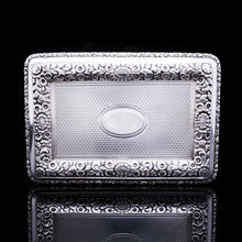 Load image into Gallery viewer, A Huge Solid Silver Table Snuff Box - Daniel & John Wellby 1912 - Artisan Antiques