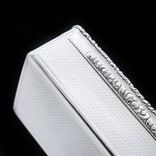 Load image into Gallery viewer, A Thick Solid Silver Table Snuff Box Georgian - Edward Edwards 1833 - Artisan Antiques