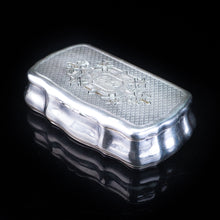Load image into Gallery viewer, Antique Imperial Russian Silver Table Snuff Box with Vermeil - 19th Century. - Artisan Antiques
