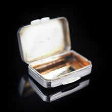 Load image into Gallery viewer, Antique Georgian Silver Vinaigrette by William Pugh - 1812 - Artisan Antiques
