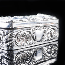 Load image into Gallery viewer, Antique High Relief Silver Snuff Box with Country Scene - Thomas Hayes 1897 - Artisan Antiques