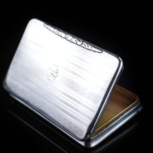 Load image into Gallery viewer, Antique German Rectangular Pocket Snuff Box - c.20th Century - Artisan Antiques