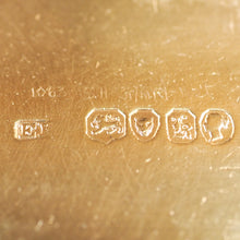 Load image into Gallery viewer, Antique English Solid Silver Historical Snuff Box - London 1845 - Artisan Antiques