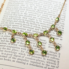 Load image into Gallery viewer, Vintage 9K Gold Peridot Cabochon Cascade Drop Necklace