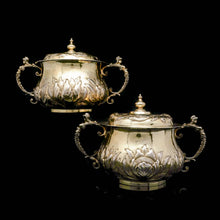 Load image into Gallery viewer, A Spectacular Pair of Solid Silver Gilt Bowls/Porringers - Carrington & Co 1909 - Artisan Antiques