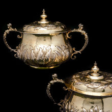 Load image into Gallery viewer, A Spectacular Pair of Solid Silver Gilt Bowls/Porringers - Carrington & Co 1909 - Artisan Antiques