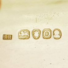 Load image into Gallery viewer, Georgian Silver Gilt Engine Turned Snuff Box - John Reily, 1829 - Artisan Antiques