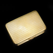 Load image into Gallery viewer, Georgian Silver Gilt Engine Turned Snuff Box - John Reily, 1829 - Artisan Antiques