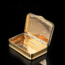 Load image into Gallery viewer, Georgian Silver Gilt Engine Turned Snuff Box - John Reily, 1829 - Artisan Antiques
