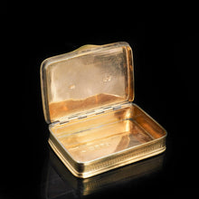 Load image into Gallery viewer, Georgian Silver Gilt Engine Turned Snuff Box - John Reily, 1829 - Artisan Antiques