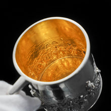 Load image into Gallery viewer, A Wonderful Figural Scenic Solid Silver Mug - Nathan & Hayes 1904 - Artisan Antiques