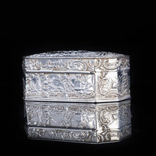 Load image into Gallery viewer, A Solid Silver Octagonal Snuff/Pill Box - Thomas Glaser 1891 - Artisan Antiques