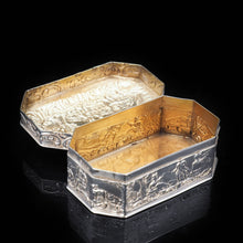 Load image into Gallery viewer, A Solid Silver Octagonal Snuff/Pill Box - Thomas Glaser 1891 - Artisan Antiques