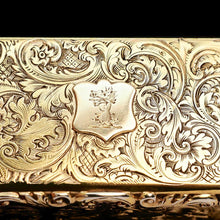 Load image into Gallery viewer, A Splendid Silver Gilt Snuff Box - Charles Rawlings & William Summers 1837 - Artisan Antiques