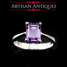 Load image into Gallery viewer, An 18K White Gold 'Emerald Cut' Amethyst Ring