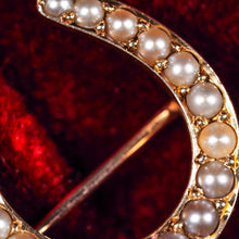 Load image into Gallery viewer, Antique Victorian 14ct Gold Horseshoe Pearl Brooch/Pin - c.1860
