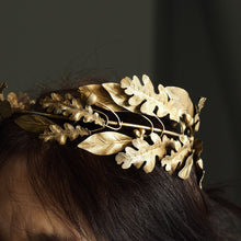 Load image into Gallery viewer, Antique Solid Silver Gilt Crown Foliate Wreath with Laurel/Acorn Leaves - 19th Century
