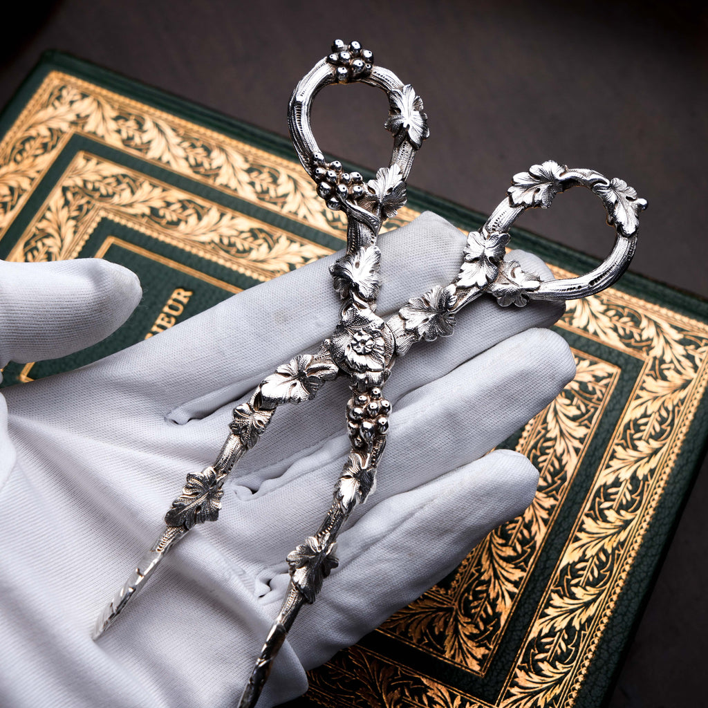 Antique Georgian Solid Sterling Silver Sugar Tongs/Tea Tongs