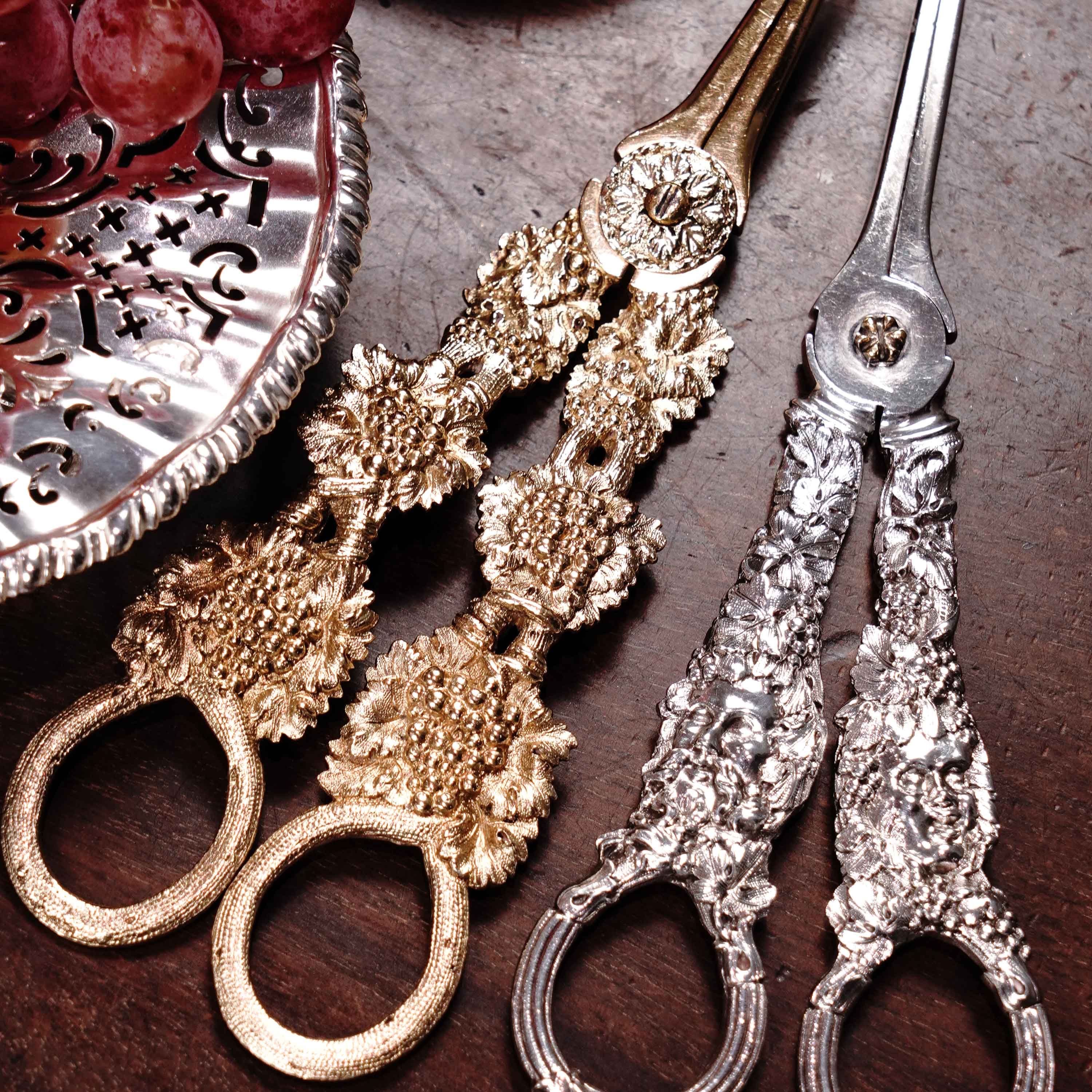 Antique Georgian Solid Silver Gilt Grape Shears/Scissors with