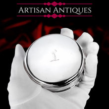 Load image into Gallery viewer, Antique Georgian Silver Large Tobacco Box with Crest - James Phipps I (London) c.1770
