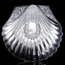 Load image into Gallery viewer, A Spectacular &amp; Huge Antique Victorian Solid Silver Shell Basin Dish / Bowl (40cm+) - Hunt &amp; Roskell, London 1846

