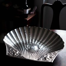 Load image into Gallery viewer, A Spectacular &amp; Huge Antique Victorian Solid Silver Shell Basin Dish / Bowl (40cm+) - Hunt &amp; Roskell, London 1846
