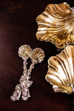 Load image into Gallery viewer, Antique Georgian Silver Salt Spoons Rococo Shell Design - 1824
