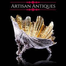 Load image into Gallery viewer, Magnificent Antique Victorian Solid Silver Salt/Butter Dish, Cast Shell Giant Clam Design - Stephen Smith 1876
