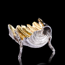 Load image into Gallery viewer, Magnificent Antique Victorian Solid Silver Salt/Butter Dish, Cast Shell Giant Clam Design - Stephen Smith 1876
