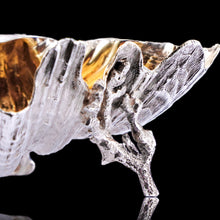 Load image into Gallery viewer, Magnificent Antique Victorian Solid Silver Salt/Butter Dish, Cast Shell Giant Clam Design - Stephen Smith 1876
